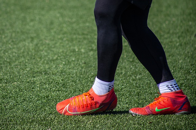 尽管他在开 尽管他在开